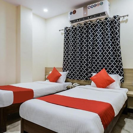 The Elite Inn Visakhapatnam Bagian luar foto