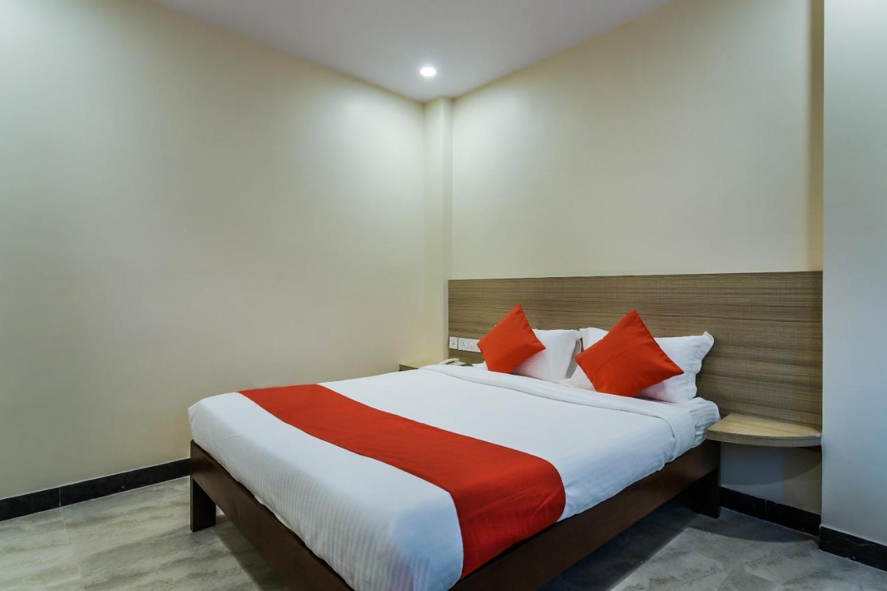 The Elite Inn Visakhapatnam Bagian luar foto
