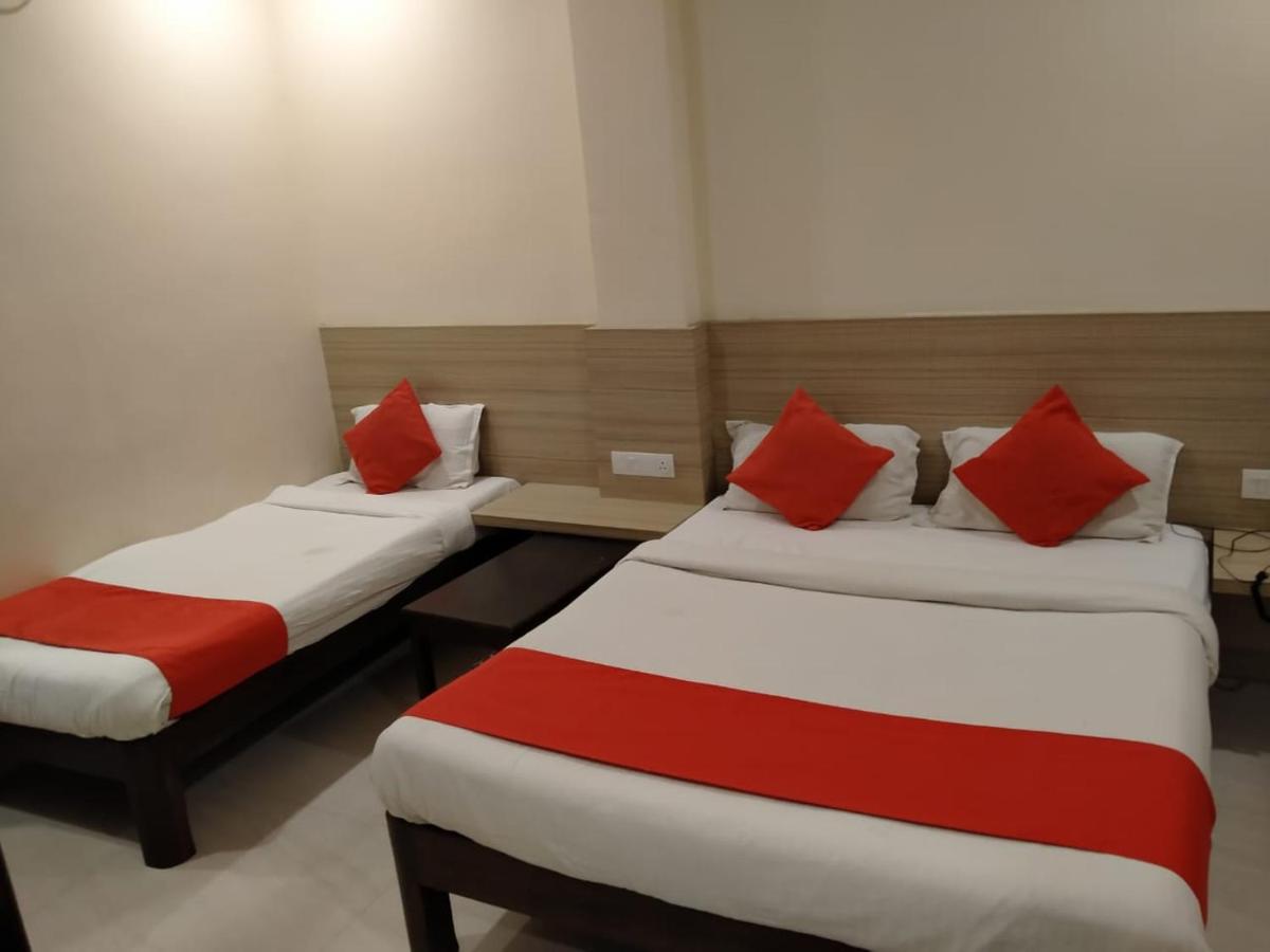 The Elite Inn Visakhapatnam Bagian luar foto